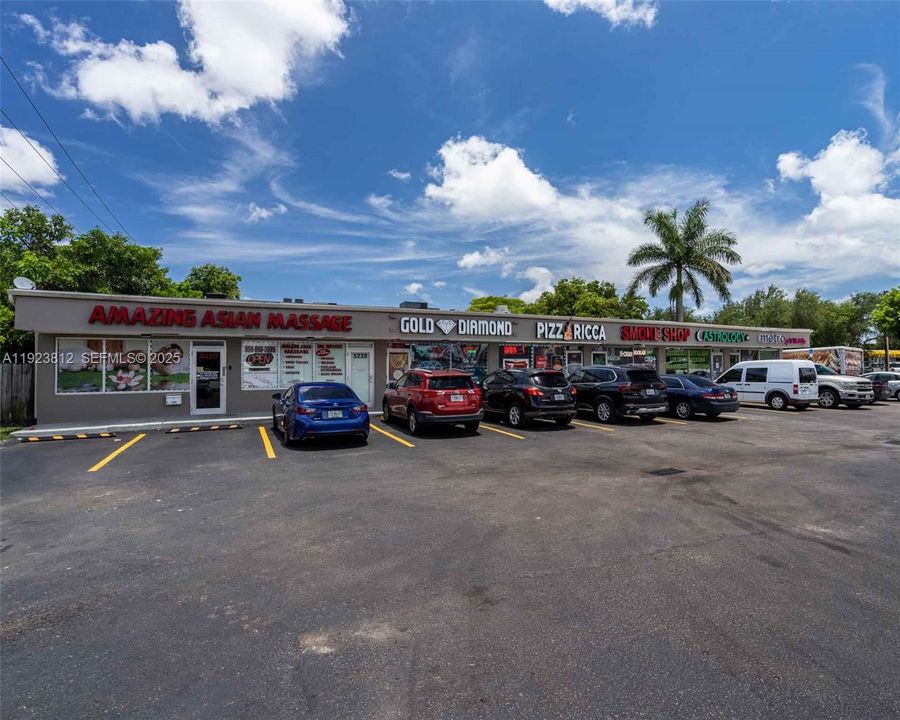 出租: $2,995 (0 贝兹, 0 浴室, 0 平方英尺)