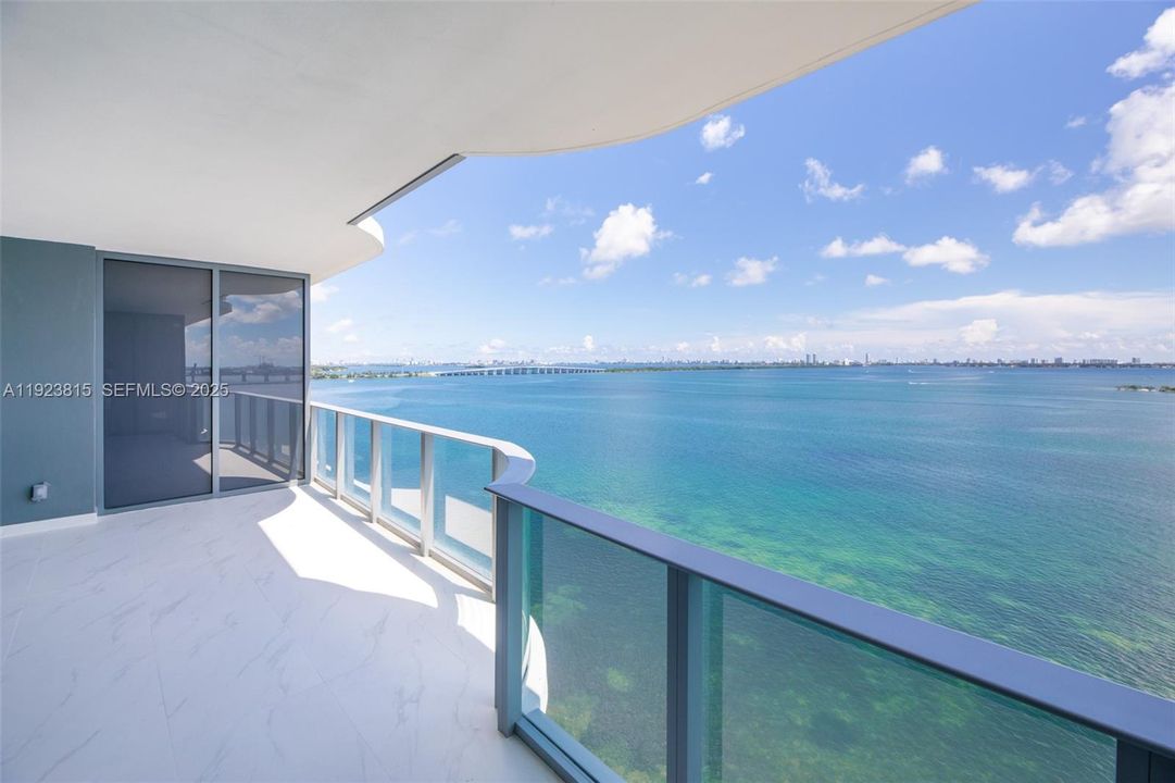 For Rent: $8,600 (3 beds, 3 baths, 1618 Square Feet)