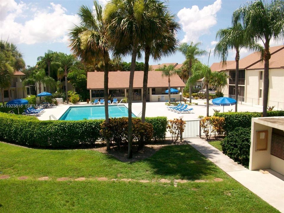 В аренду: $1,925 (2 спален, 1 ванн, 850 Квадратных фут)