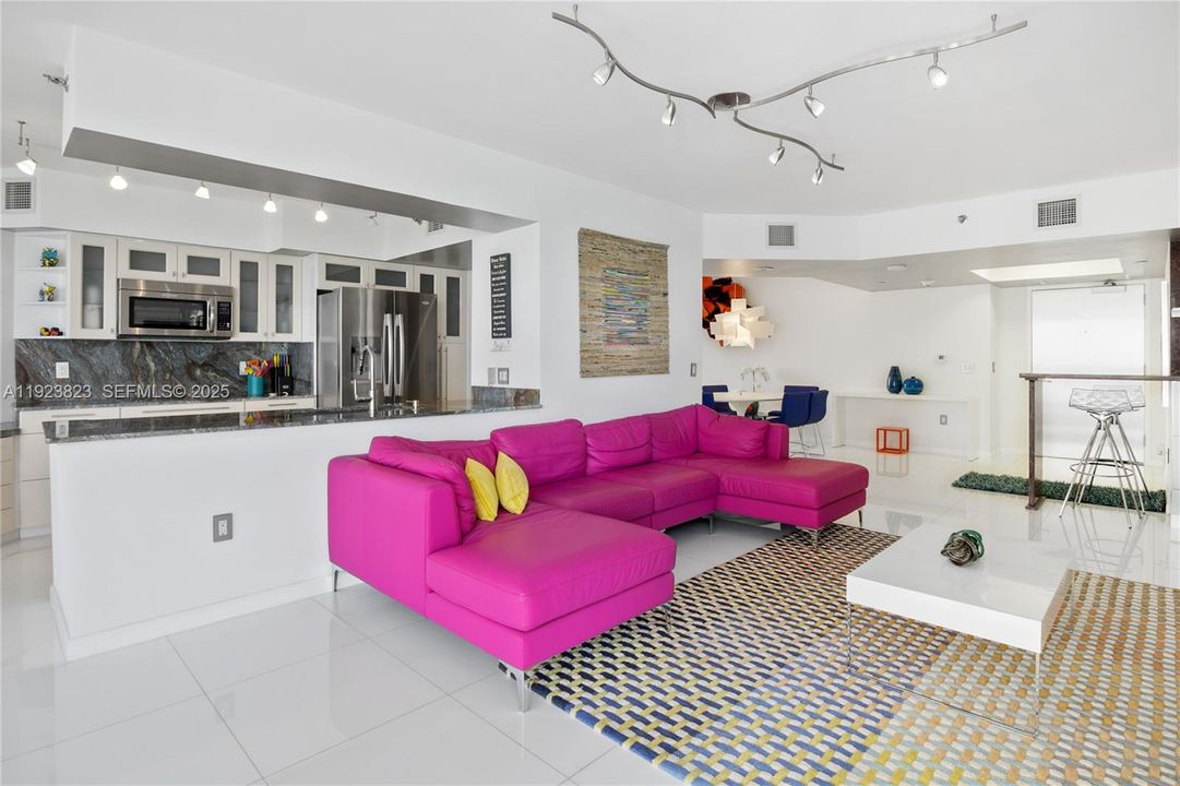 For Rent: $7,990 (2 beds, 2 baths, 1760 Square Feet)