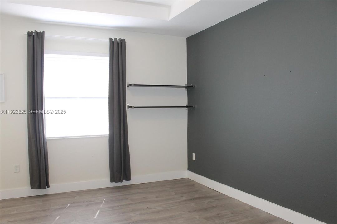 For Rent: $2,999 (3 beds, 2 baths, 1549 Square Feet)