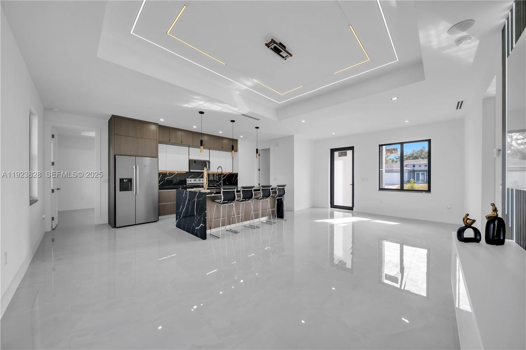 На продажу: $379,900 (3 спален, 3 ванн, 0 Квадратных фут)