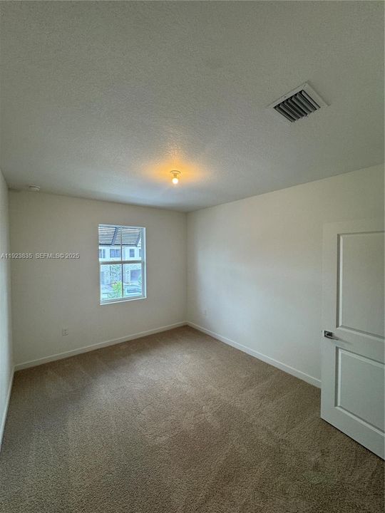 В аренду: $3,600 (4 спален, 3 ванн, 0 Квадратных фут)