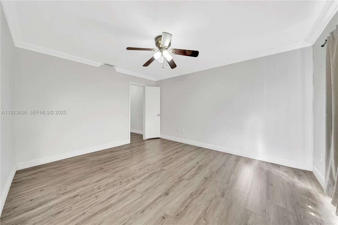 For Rent: $2,600 (2 beds, 2 baths, 1330 Square Feet)