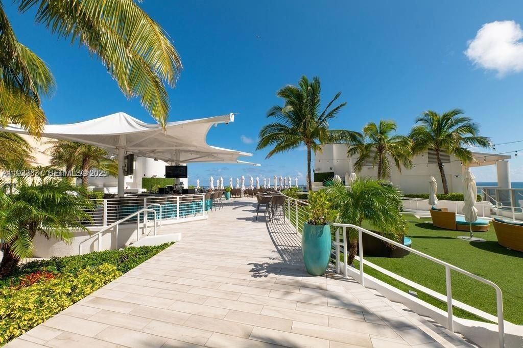 待售: $1,395,000 (2 贝兹, 2 浴室, 1061 平方英尺)