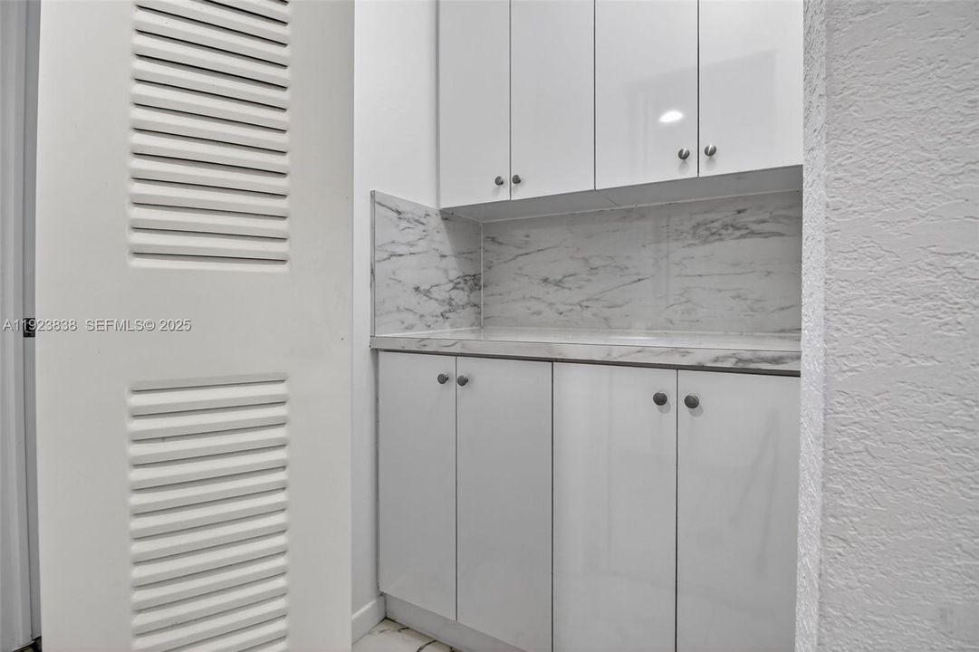 Active With Contract: $2,800 (3 beds, 2 baths, 0 Square Feet)