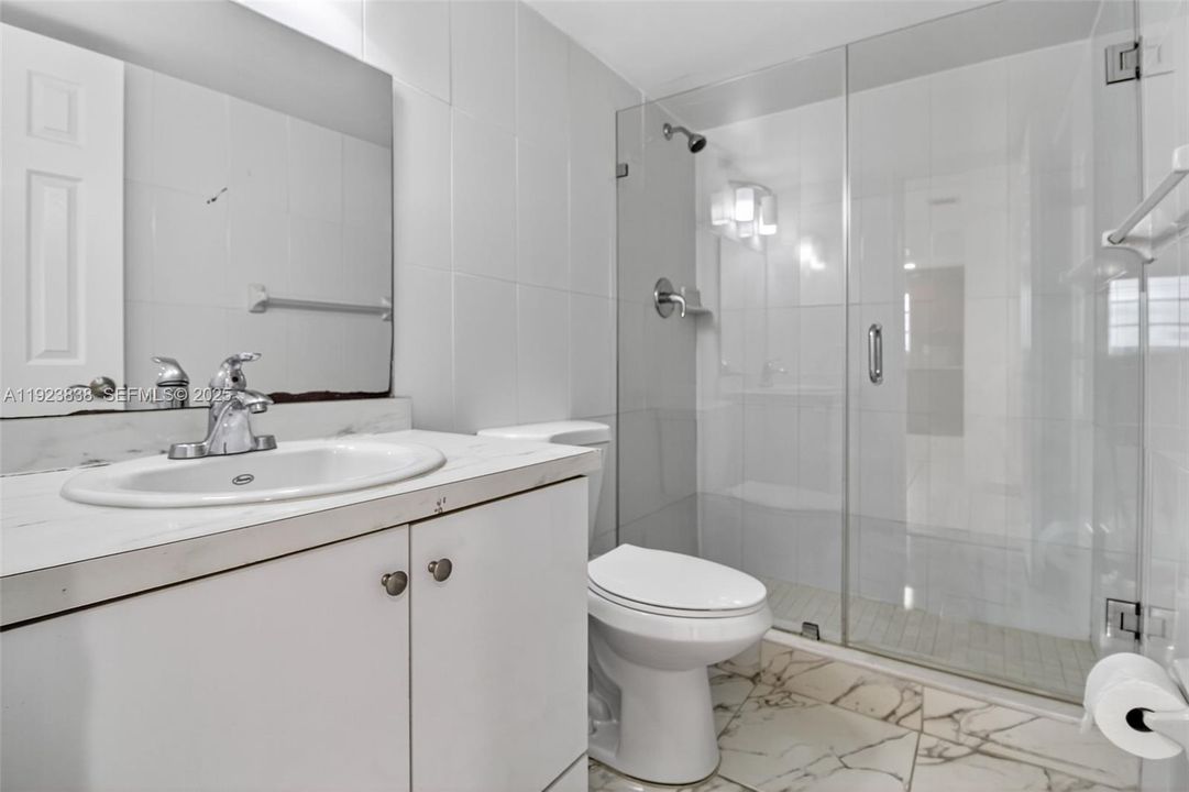 Active With Contract: $2,800 (3 beds, 2 baths, 0 Square Feet)