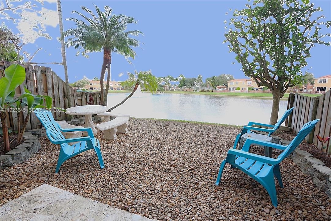 В аренду: $3,500 (3 спален, 2 ванн, 1710 Квадратных фут)