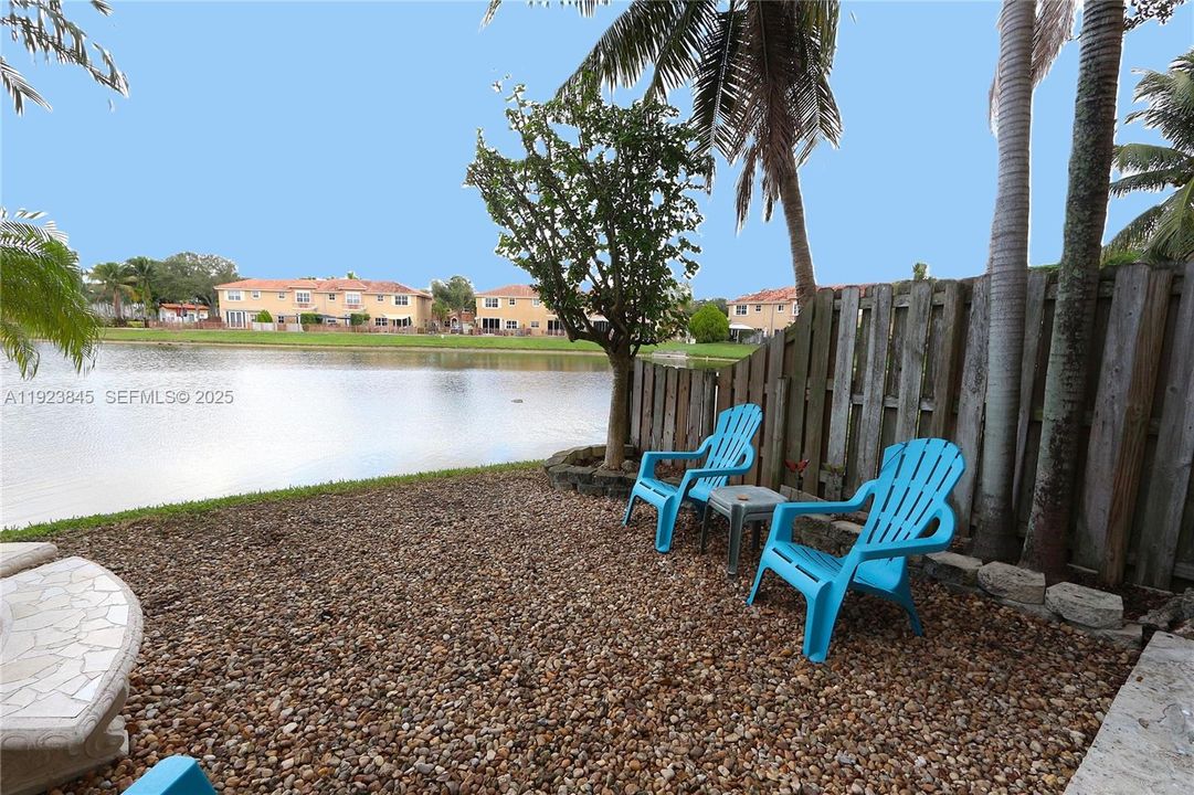 В аренду: $3,500 (3 спален, 2 ванн, 1710 Квадратных фут)