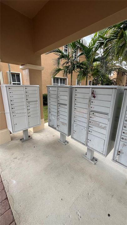 В аренду: $3,500 (3 спален, 2 ванн, 1710 Квадратных фут)