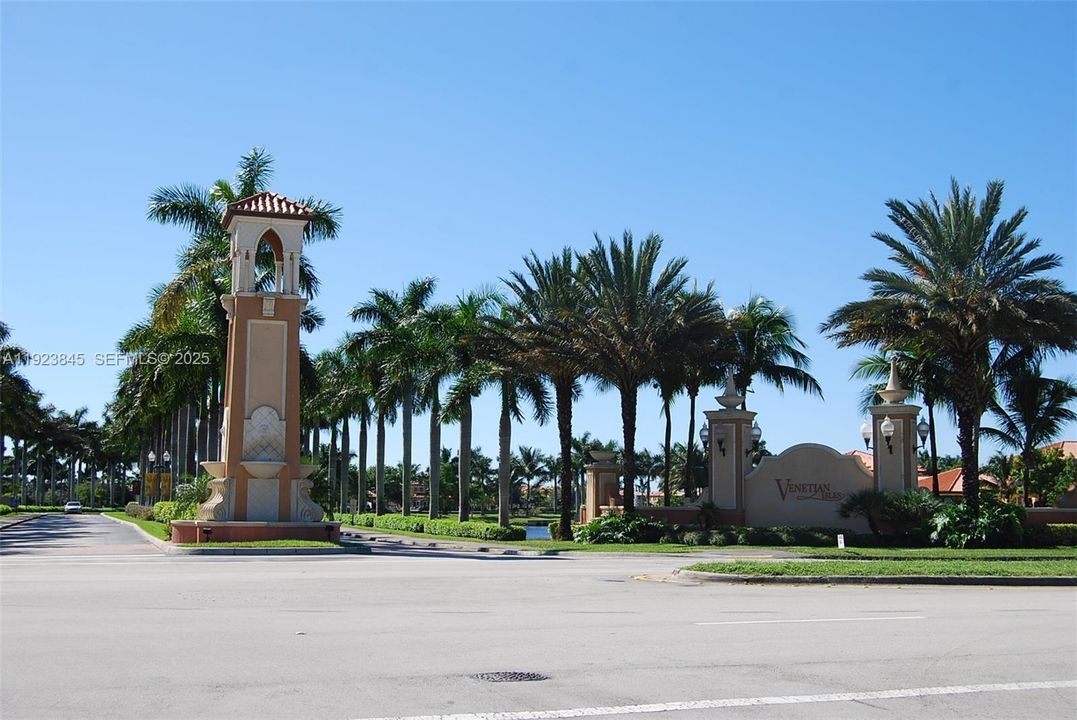 В аренду: $3,500 (3 спален, 2 ванн, 1710 Квадратных фут)