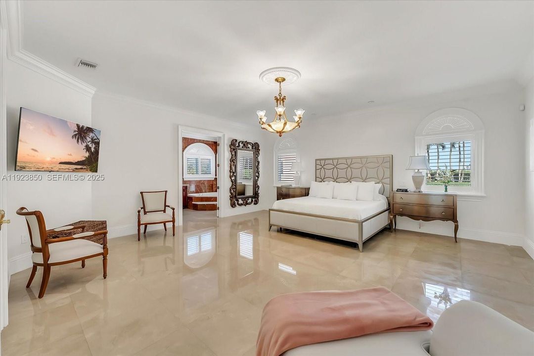 На продажу: $3,850,000 (5 спален, 6 ванн, 5405 Квадратных фут)