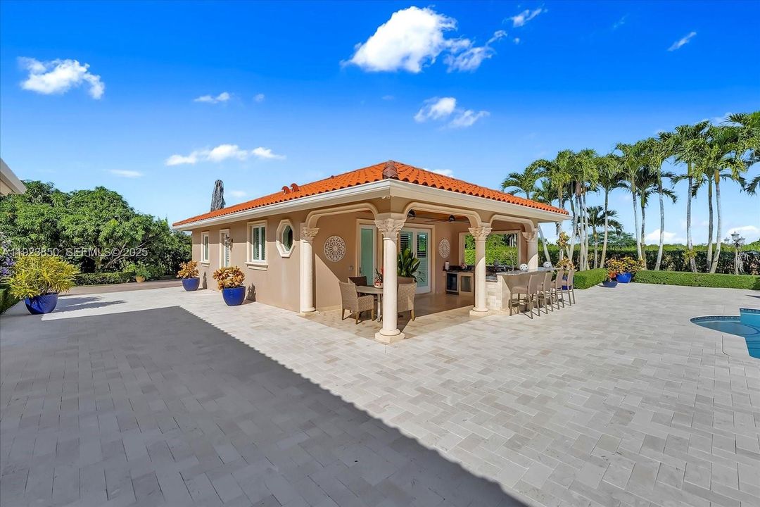 На продажу: $3,850,000 (5 спален, 6 ванн, 5405 Квадратных фут)