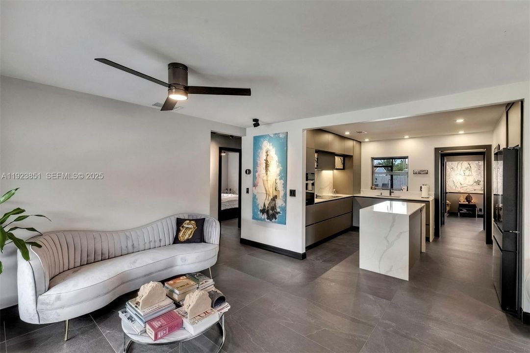 For Rent: $4,500 (3 beds, 2 baths, 1660 Square Feet)