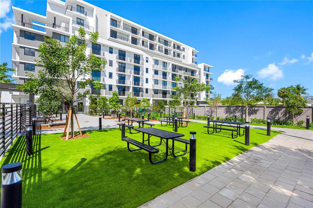 For Rent: $2,636 (2 beds, 1 baths, 0 Square Feet)