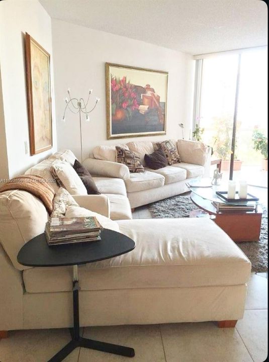 For Rent: $4,000 (3 beds, 2 baths, 1429 Square Feet)