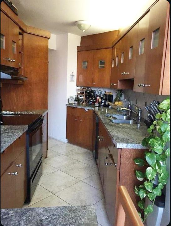 For Rent: $4,000 (3 beds, 2 baths, 1429 Square Feet)