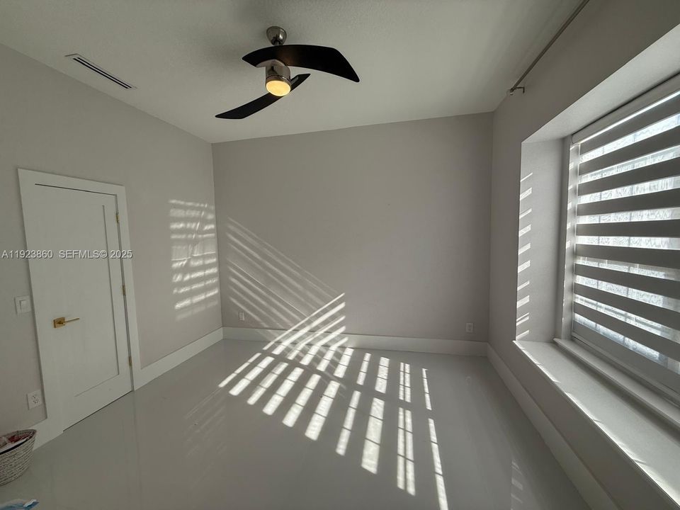 На продажу: $774,900 (5 спален, 3 ванн, 3193 Квадратных фут)