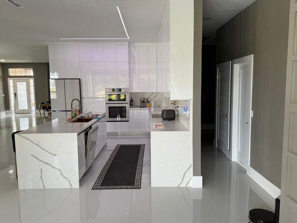 На продажу: $774,900 (5 спален, 3 ванн, 3193 Квадратных фут)