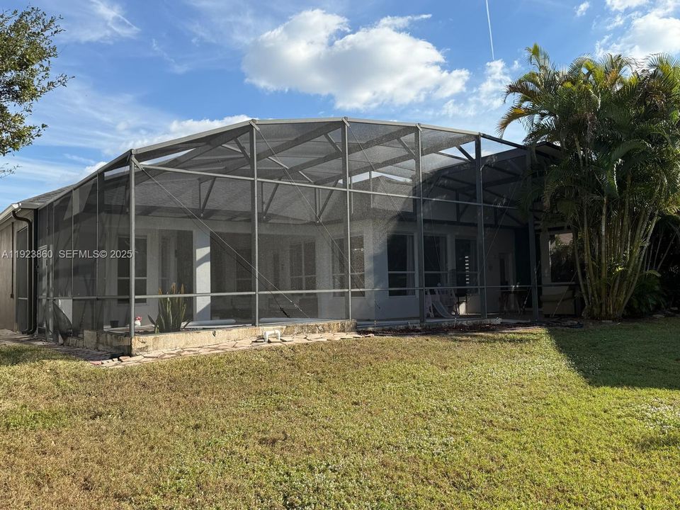 На продажу: $774,900 (5 спален, 3 ванн, 3193 Квадратных фут)