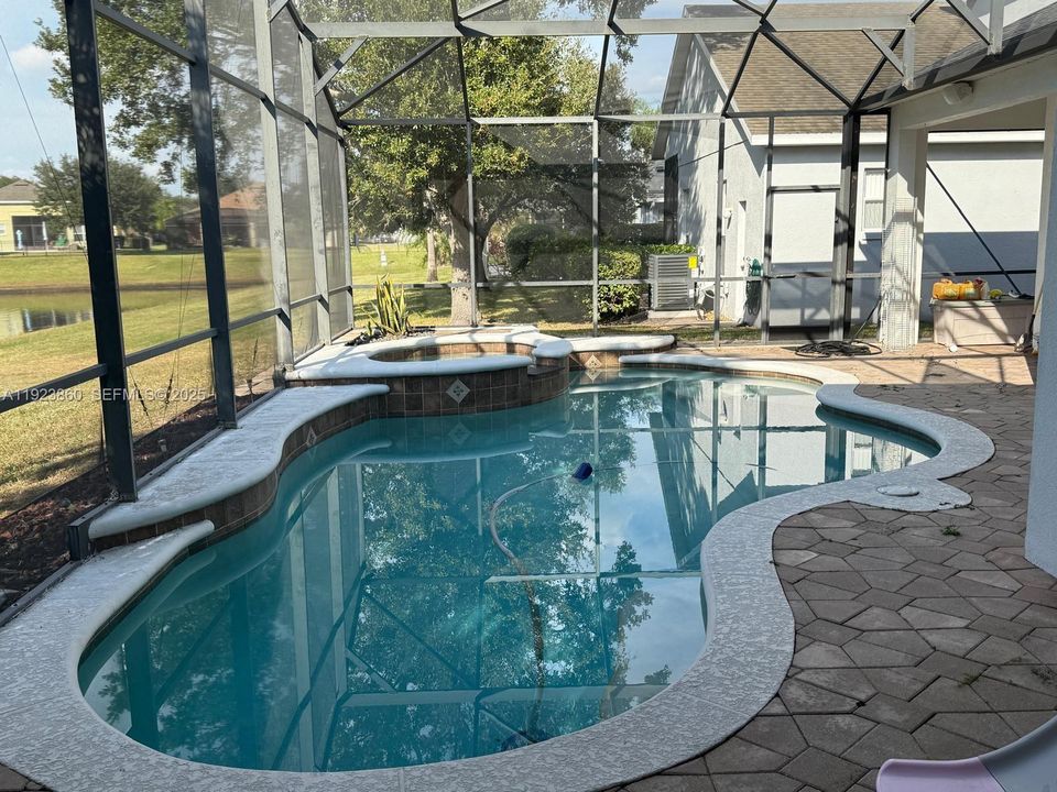 На продажу: $774,900 (5 спален, 3 ванн, 3193 Квадратных фут)