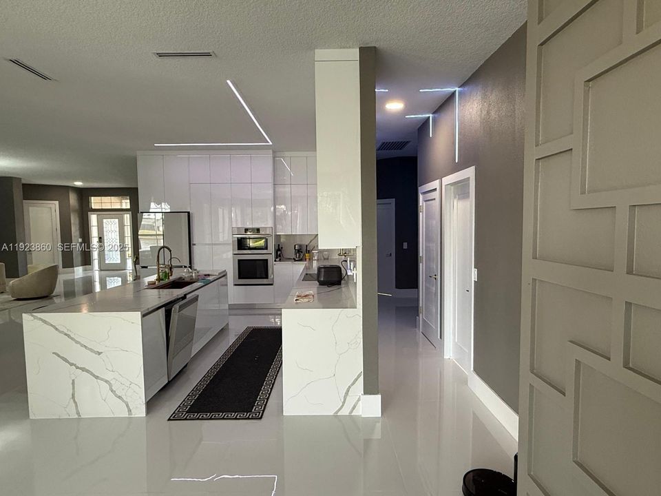 На продажу: $774,900 (5 спален, 3 ванн, 3193 Квадратных фут)