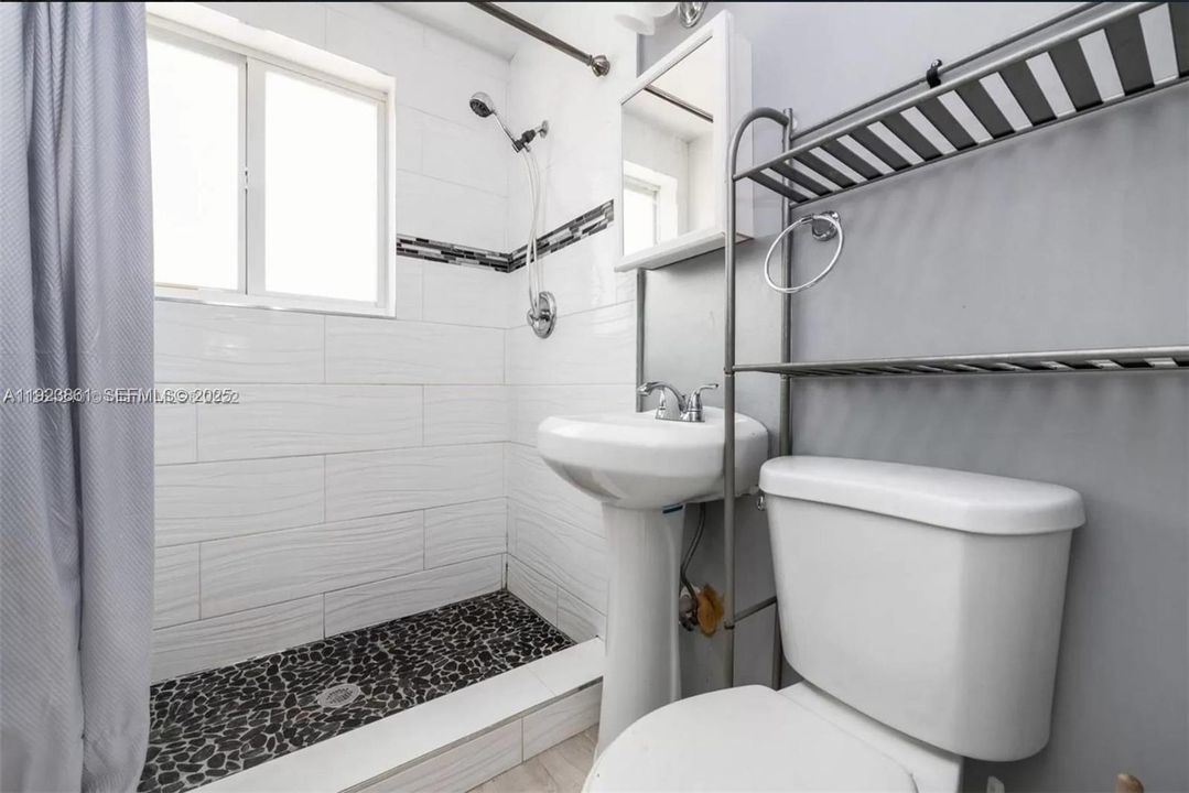 For Rent: $1,998 (0 beds, 1 baths, 500 Square Feet)