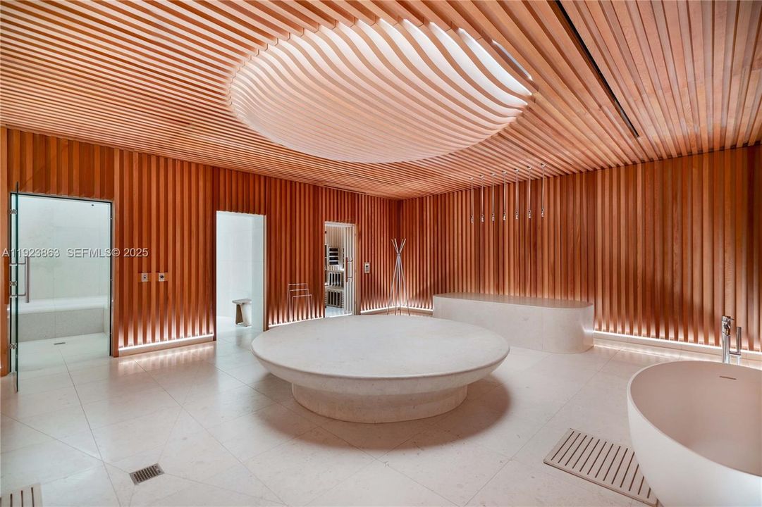 For Sale: $12,995,000 (3 beds, 3 baths, 2279 Square Feet)