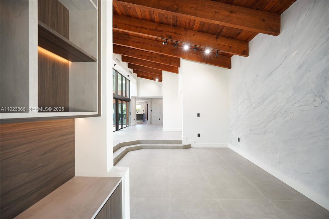 For Sale: $3,600,000 (5 beds, 4 baths, 4459 Square Feet)