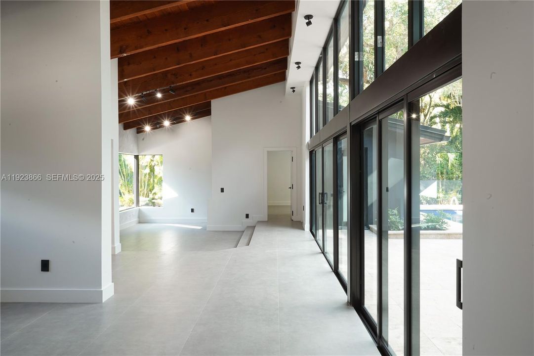 For Sale: $3,600,000 (5 beds, 4 baths, 4459 Square Feet)