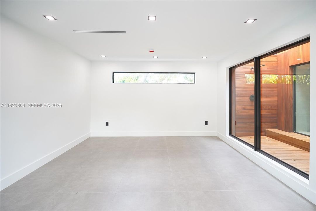 For Sale: $3,600,000 (5 beds, 4 baths, 4459 Square Feet)