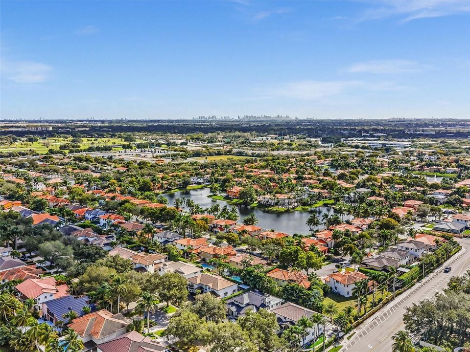 For Sale: $1,199,999 (5 beds, 4 baths, 2889 Square Feet)