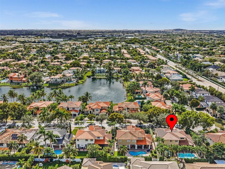 For Sale: $1,199,999 (5 beds, 4 baths, 2889 Square Feet)