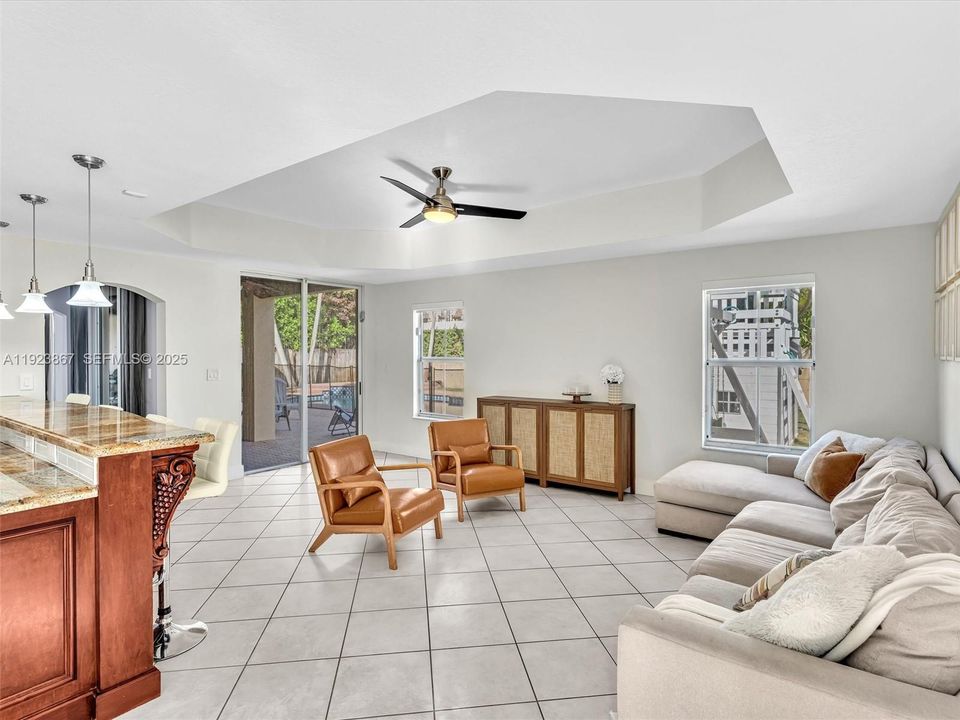 For Sale: $1,199,999 (5 beds, 4 baths, 2889 Square Feet)