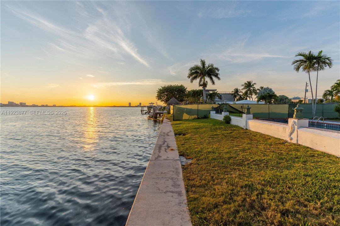 待售: $5,995,000 (0 贝兹, 0 浴室, 0 平方英尺)