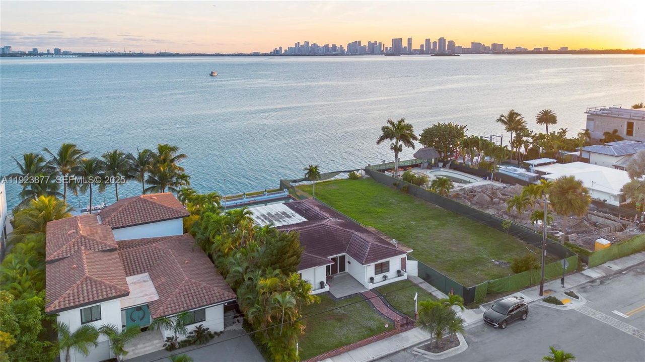 待售: $5,995,000 (0 贝兹, 0 浴室, 0 平方英尺)