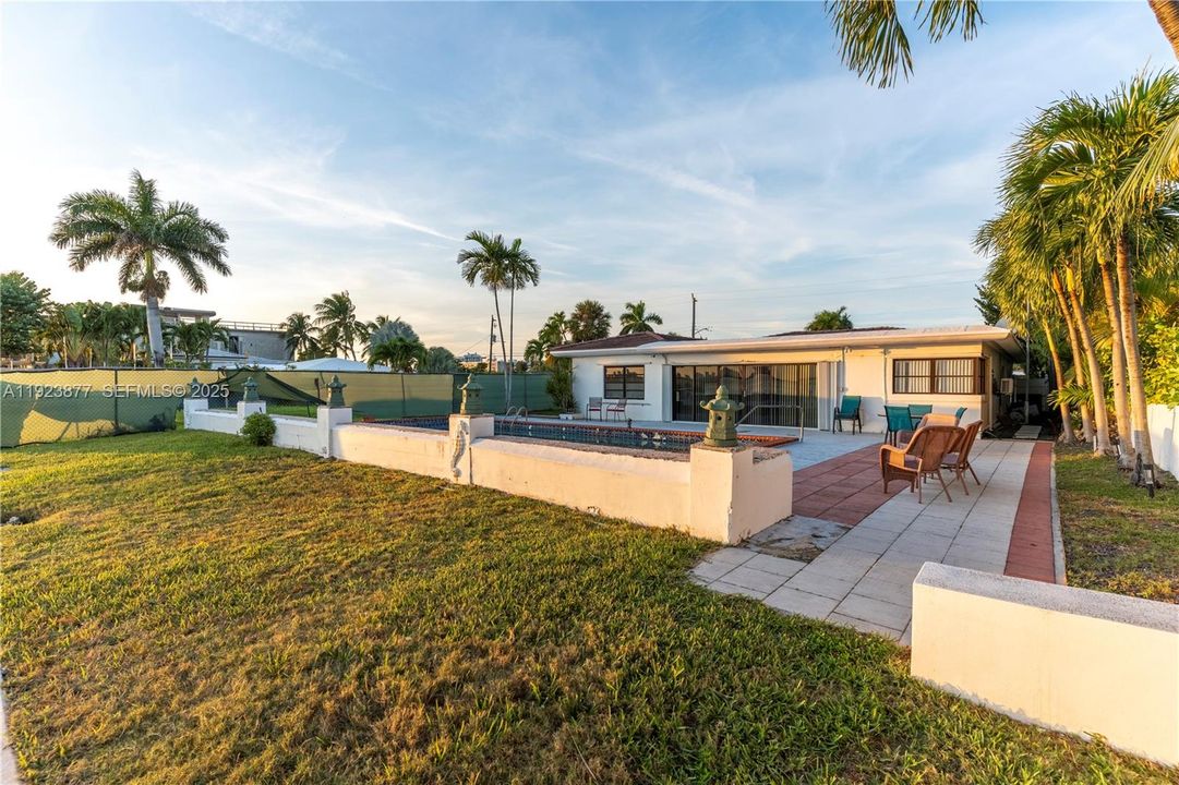 待售: $5,995,000 (0 贝兹, 0 浴室, 0 平方英尺)