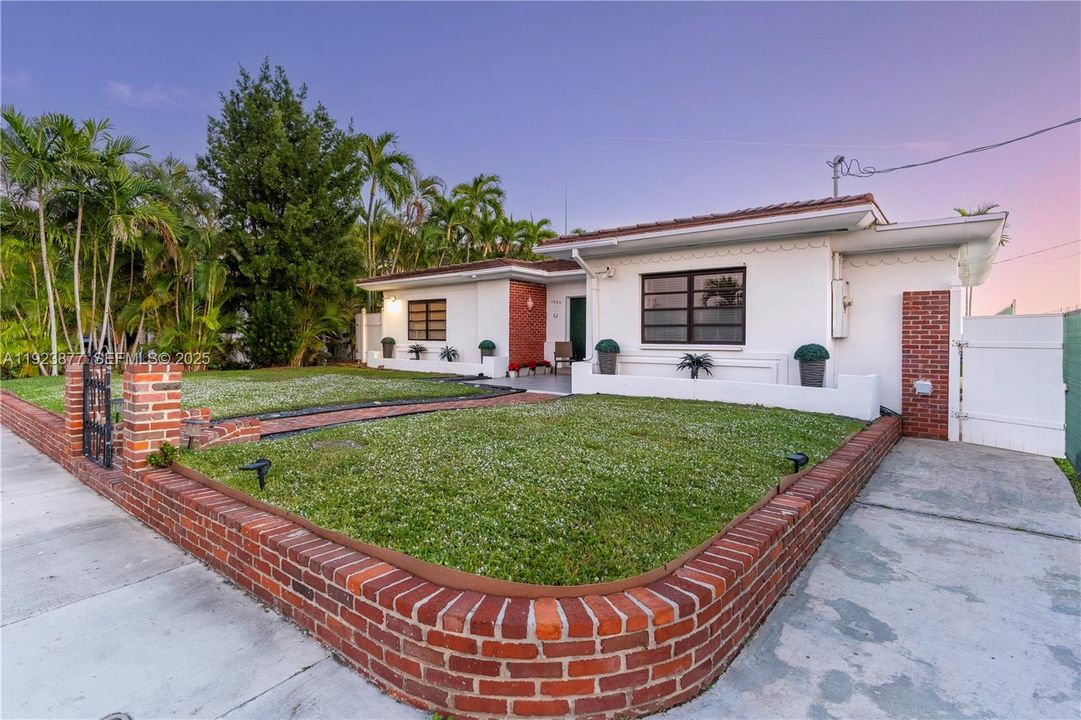 待售: $5,995,000 (0 贝兹, 0 浴室, 0 平方英尺)