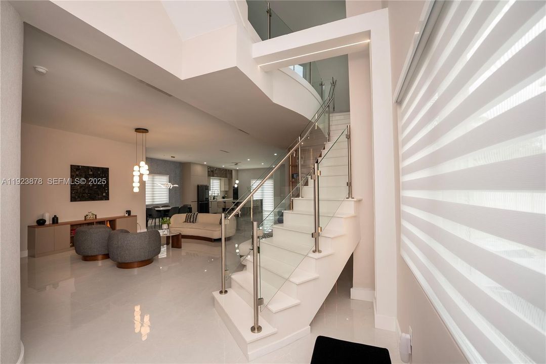 For Sale: $1,790,000 (4 beds, 5 baths, 3947 Square Feet)