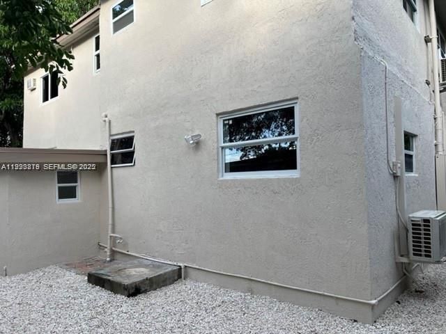 For Rent: $1,600 (1 beds, 1 baths, 500 Square Feet)