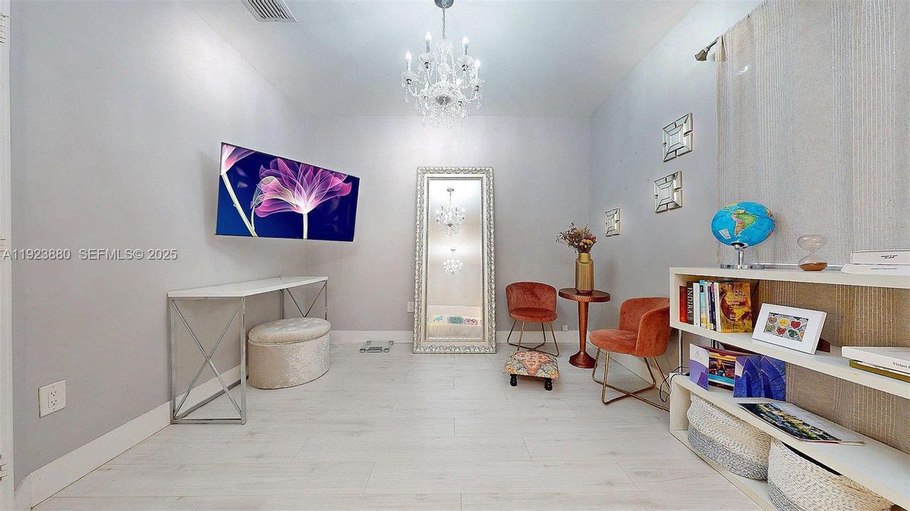 For Sale: $840,000 (4 beds, 3 baths, 2399 Square Feet)