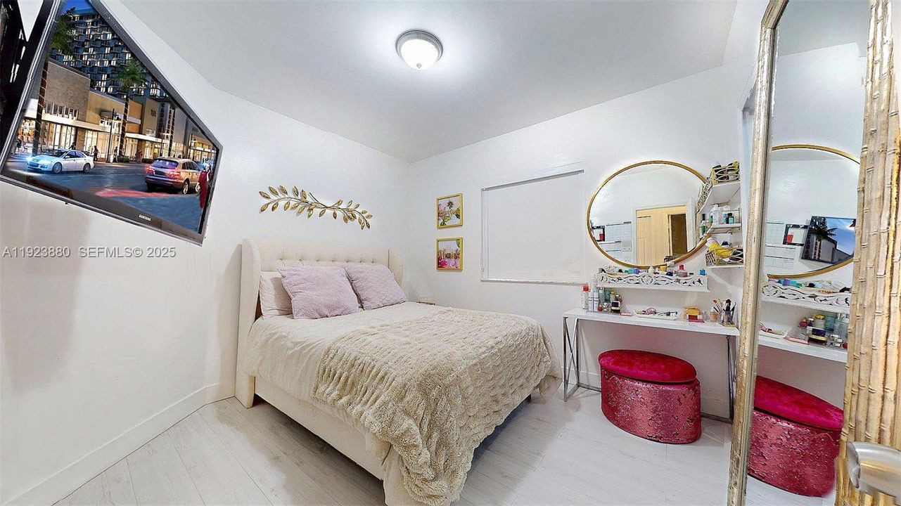 For Sale: $840,000 (4 beds, 3 baths, 2399 Square Feet)