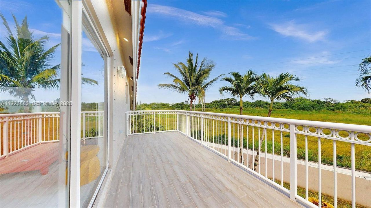 For Sale: $840,000 (4 beds, 3 baths, 2399 Square Feet)