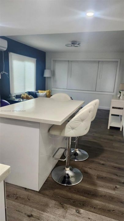 В аренду: $1,800 (2 спален, 1 ванн, 0 Квадратных фут)