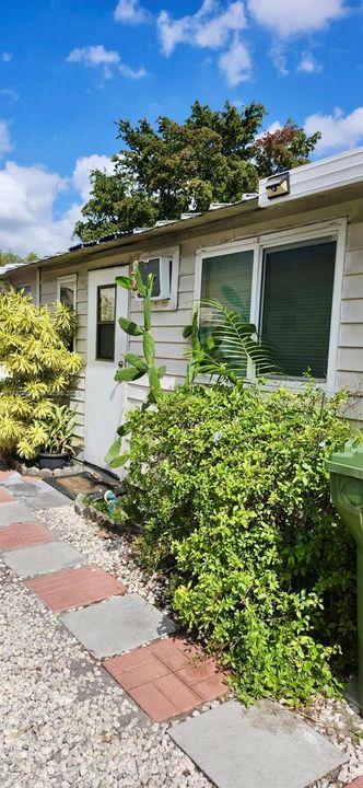 В аренду: $1,800 (2 спален, 1 ванн, 0 Квадратных фут)