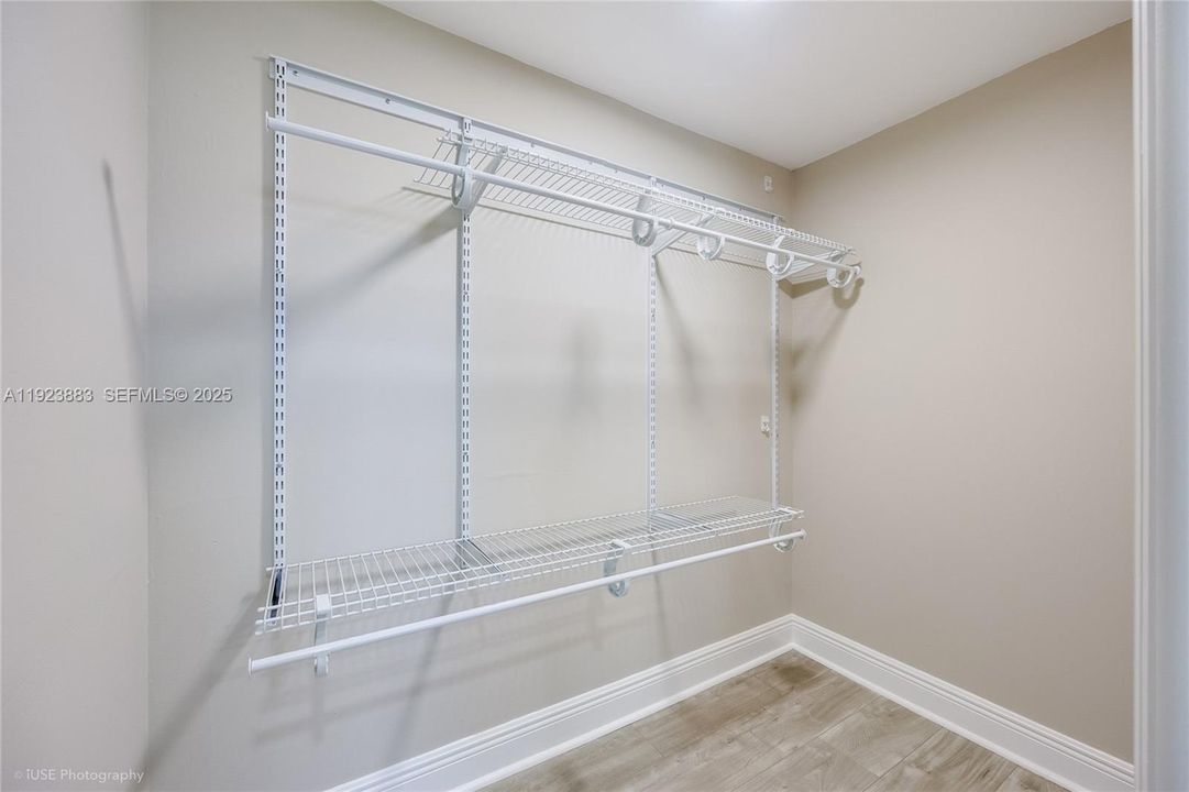 En Venta: $195,000 (2 camas, 2 baños, 958 Pies cuadrados)