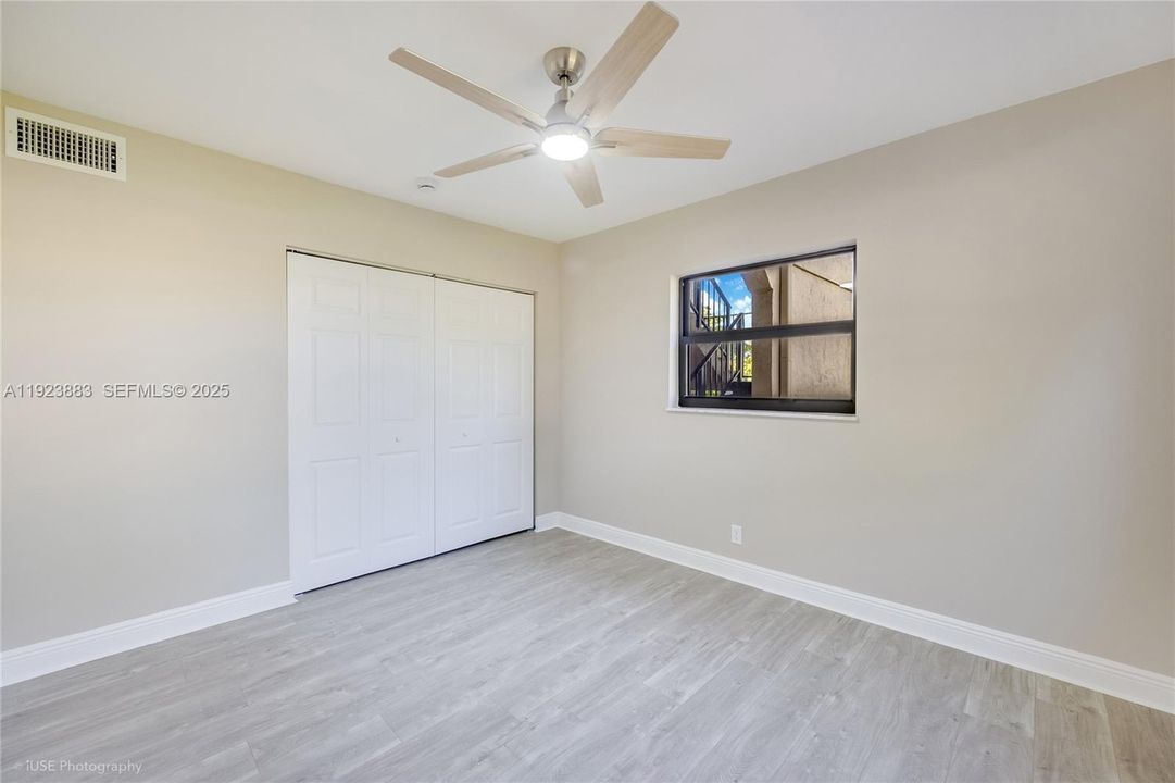 En Venta: $195,000 (2 camas, 2 baños, 958 Pies cuadrados)