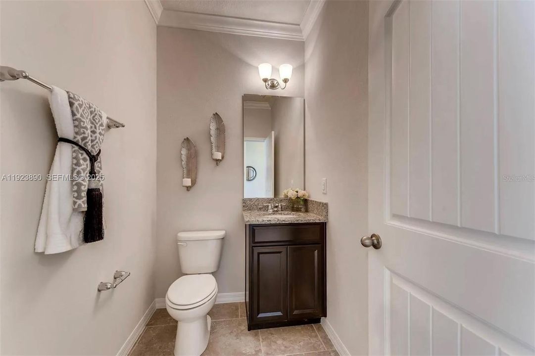 For Sale: $582,000 (4 beds, 3 baths, 2852 Square Feet)