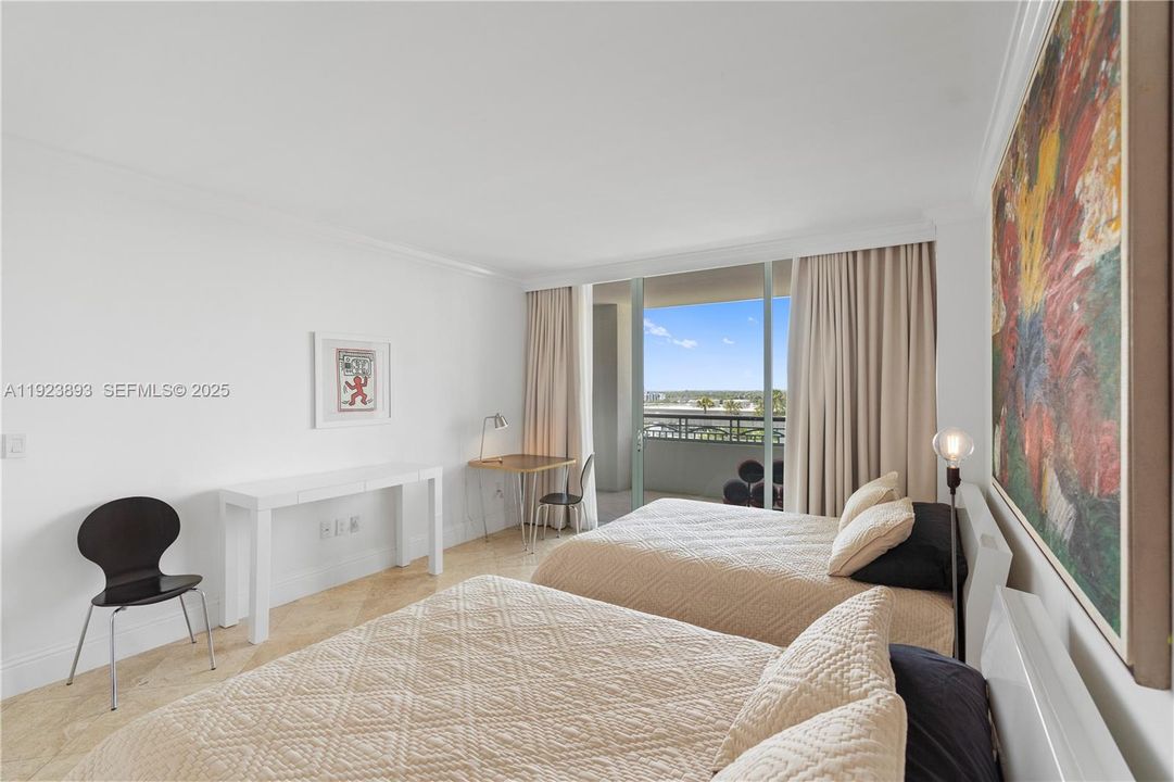 出租: $10,000 (2 贝兹, 2 浴室, 1540 平方英尺)