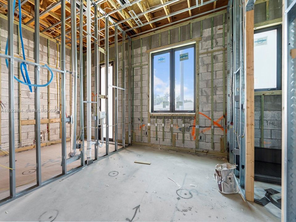 For Sale: $3,450,000 (6 beds, 7 baths, 4143 Square Feet)